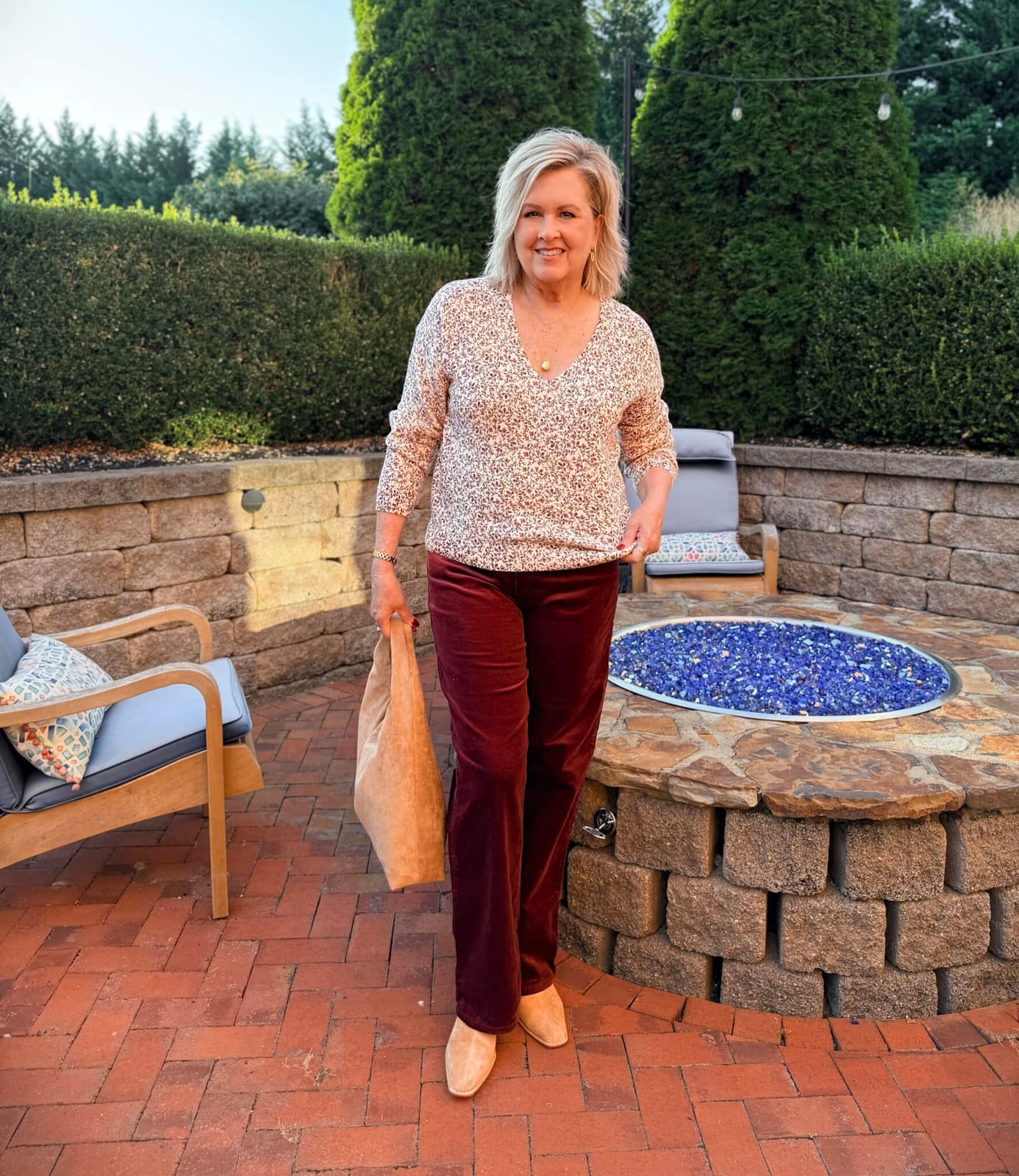 Corduroy Burgundy Trousers With Printed Top — Simple Burgundy Pants Outfits