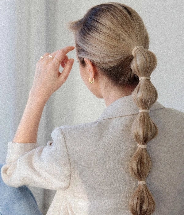 Mid Back Bubble Ponytail, Ash Blonde — Simple Casual Hairstyles