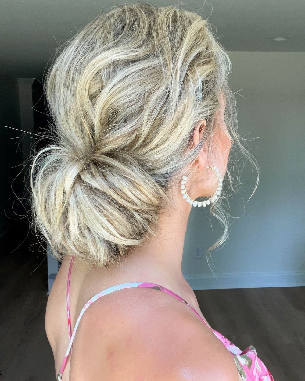 Elegant Red Chignon Bun — Simple Casual Hairstyles
