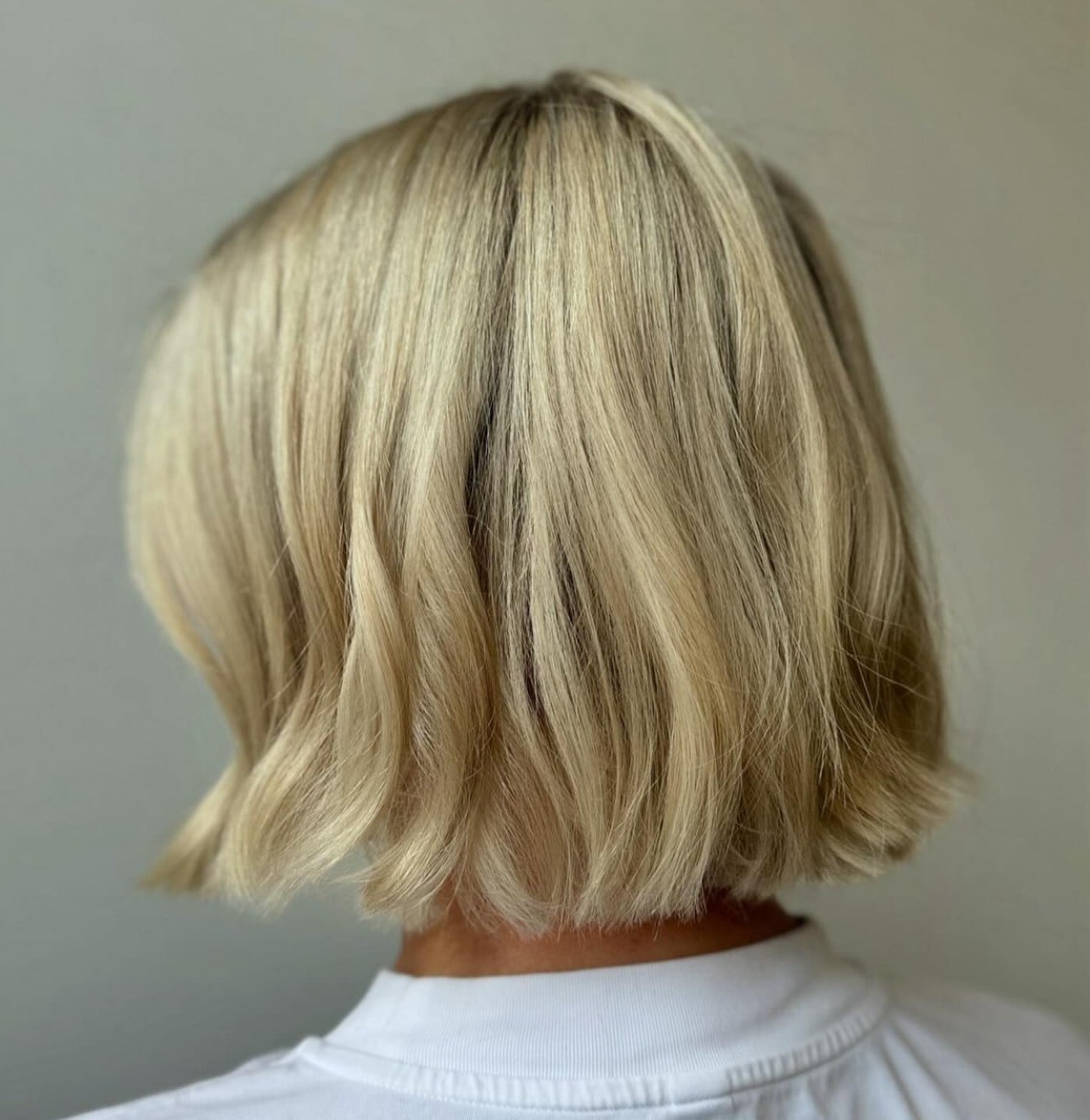 Collarbone Blunt Bob With Waves — Simple Casual Hairstyles