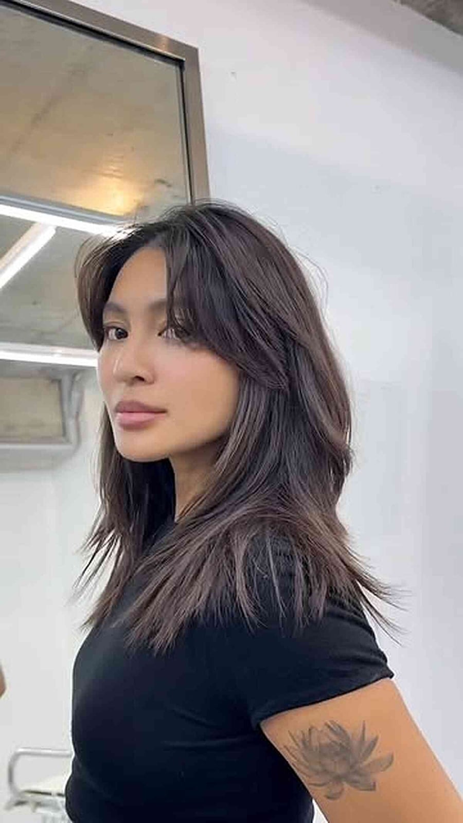 Dark Brown Layered Shag With Air-Dried Texture — Simple Choppy Layers