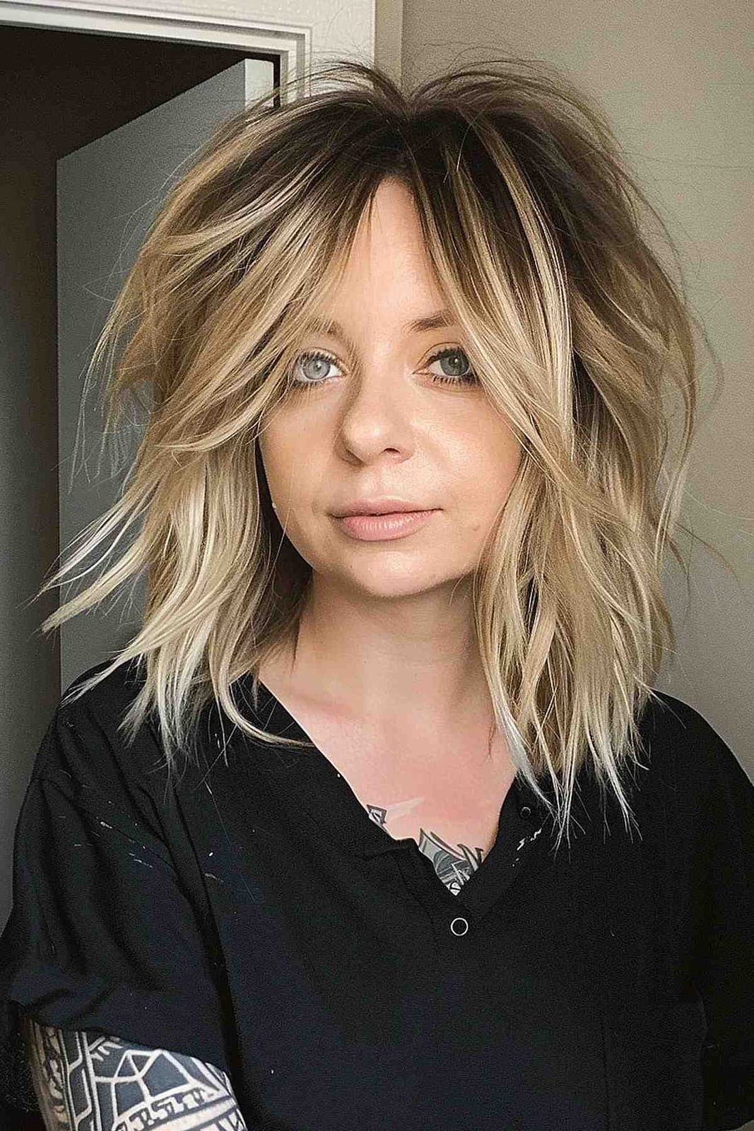 Shoulder Length Choppy Layers With Air-Dried Texture — Simple Choppy Layers