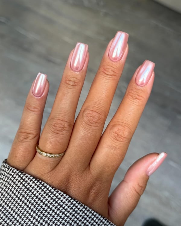 Vibrant Pink Chrome Short Square Nails Vibrant Pink Chrome Short Square Nails — Simple Chrome Nails