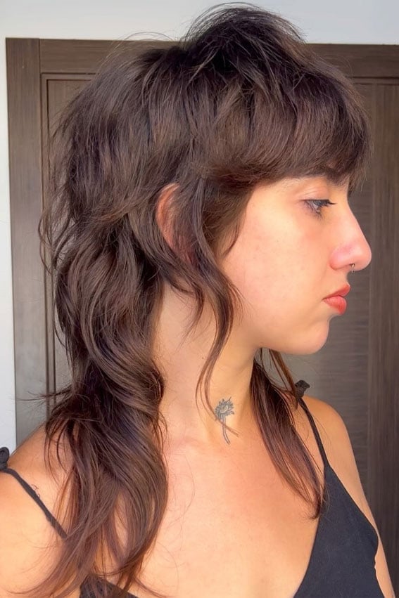 Collarbone Wolf Cut With Soft Face-Framing Layers — Simple Curly Wolf Cut