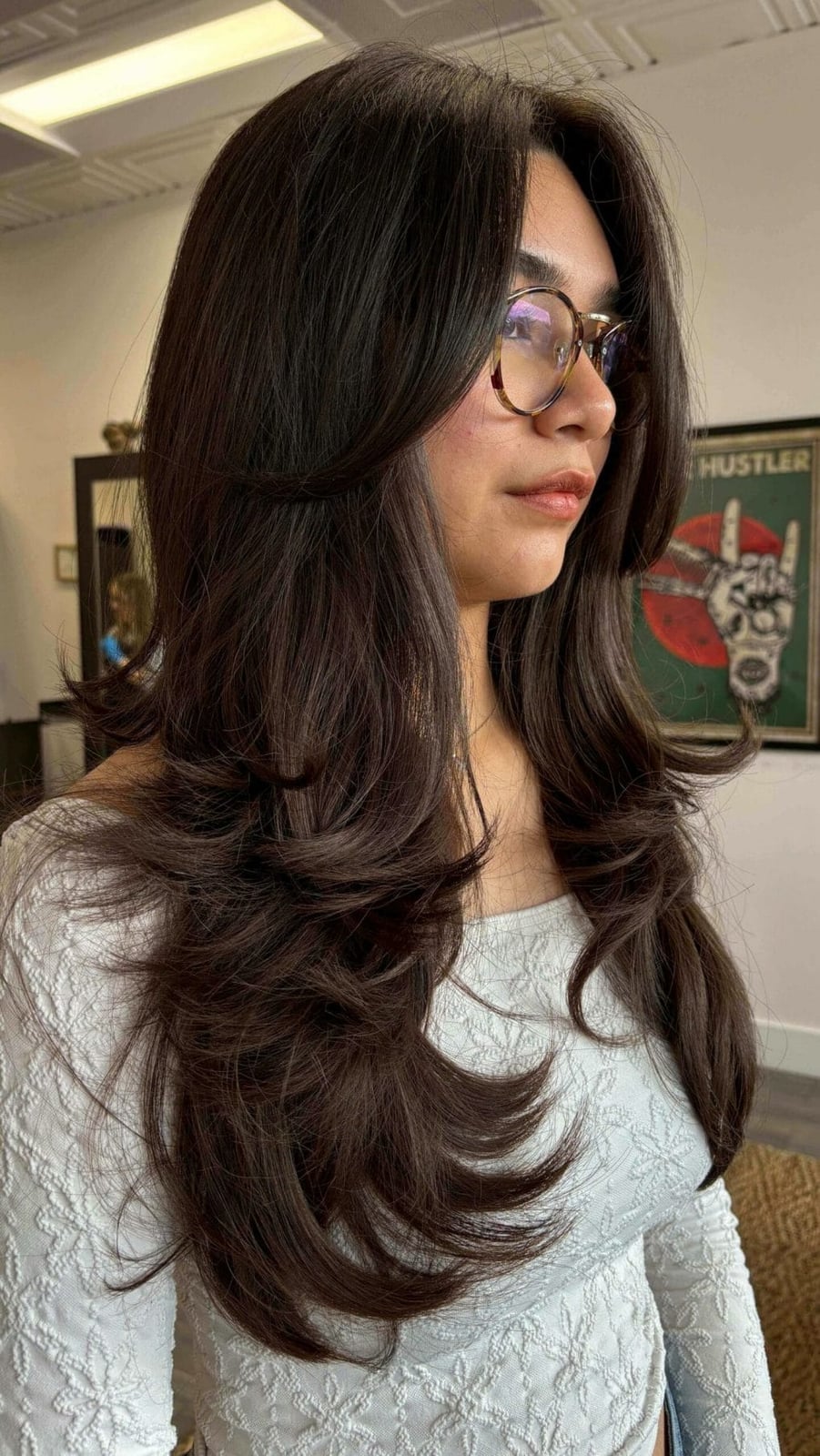 Mid-Back Straight Thick Hair With Long Layers And Curtain Bangs Mid-Back Straight Thick Hair With Long Layers And Curtain Bangs — Simple Curtain Bangs