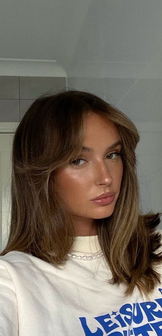 Mid-Back Straight Dark Brown With Subtle Highlights And Curtain Bangs Mid-Back Straight Dark Brown With Subtle Highlights And Curtain Bangs — Simple Curtain Bangs