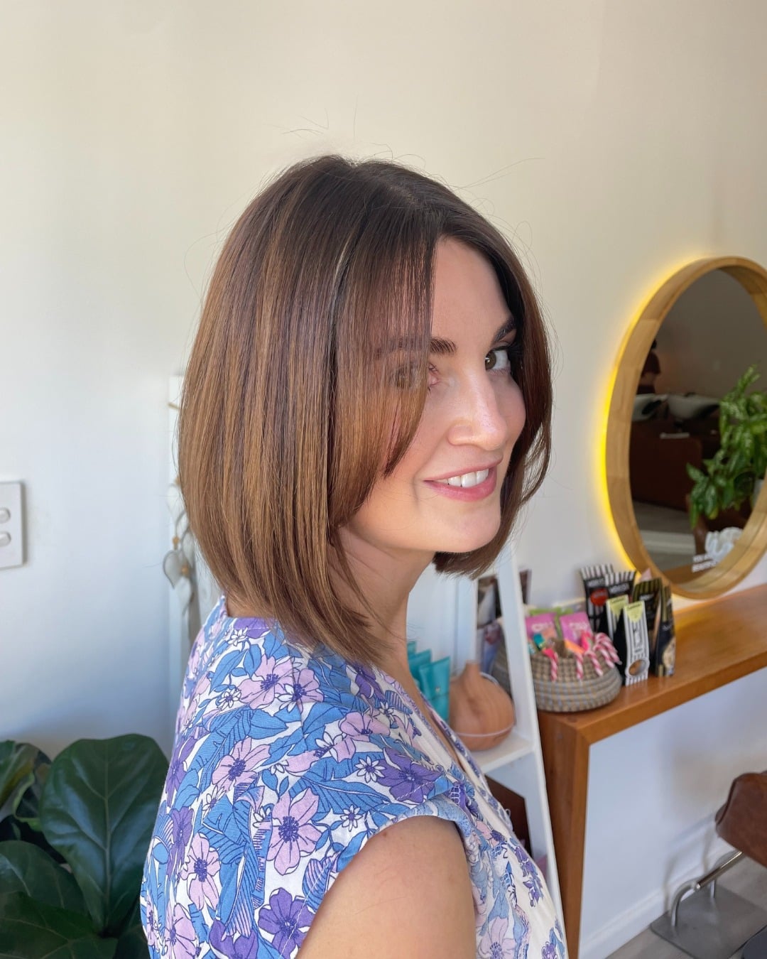 Chin Length Brown Bob With Side Part Curtain Bangs Chin Length Brown Bob With Side Part Curtain Bangs — Simple Curtain Bangs