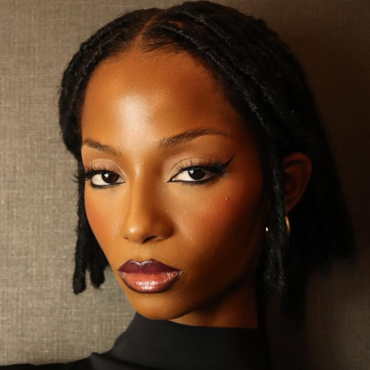 Shoulder Length Thick Locs Shoulder Length Thick Locs — Simple Down Locs