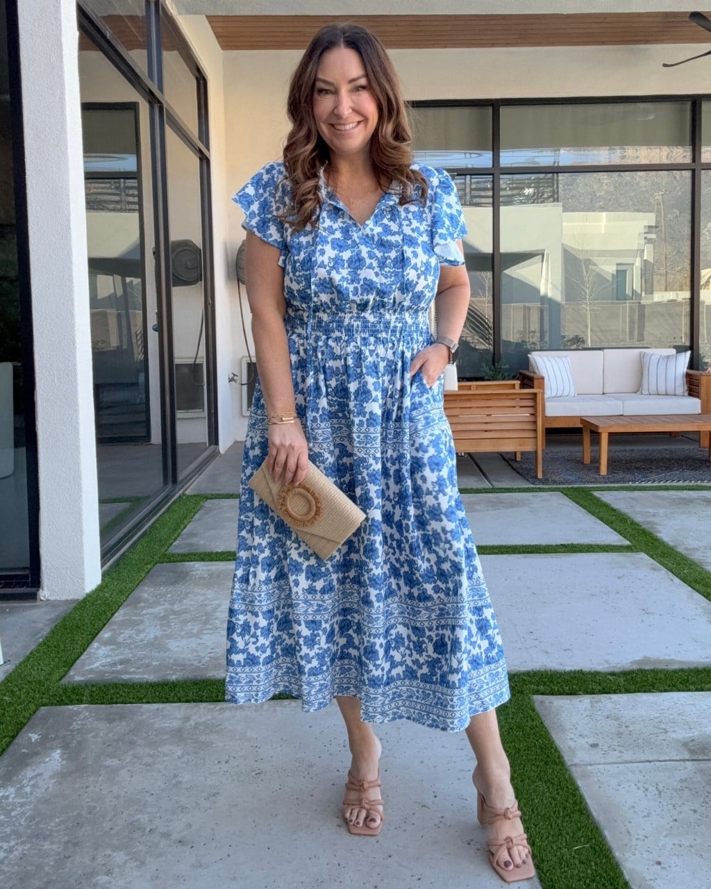 Blue and white floral print smocked waist midi dress — Simple Dresses for Moms