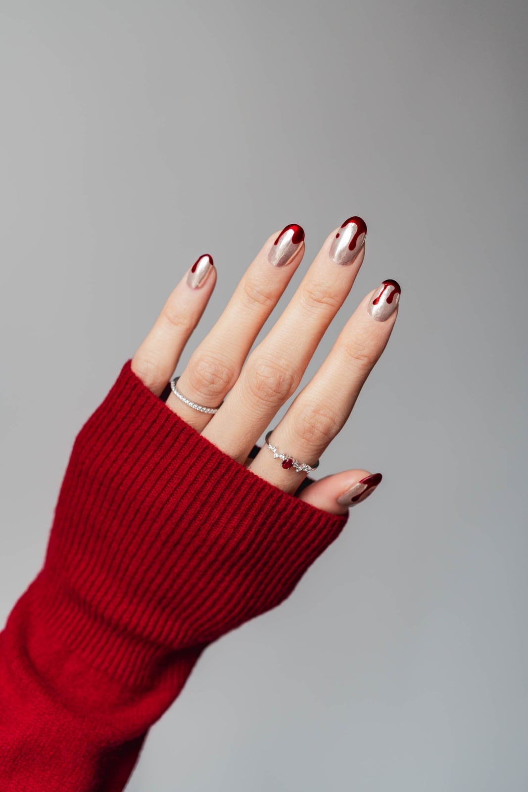 Short Oval Metallic Silver with Red Drip — Simple Drip Nails