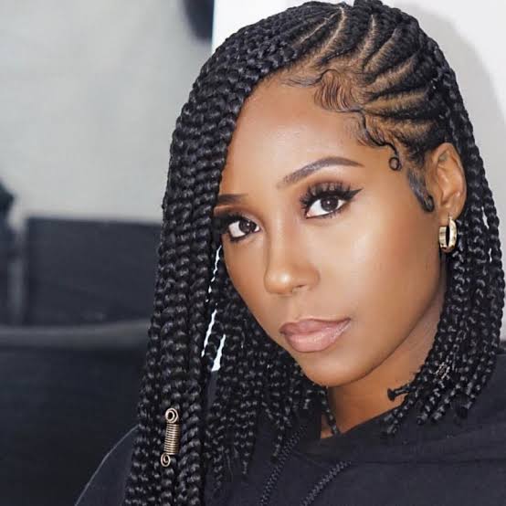 Collarbone Length Box Braids Side Part Collarbone Length Box Braids Side Part — Simple Feed in Braids