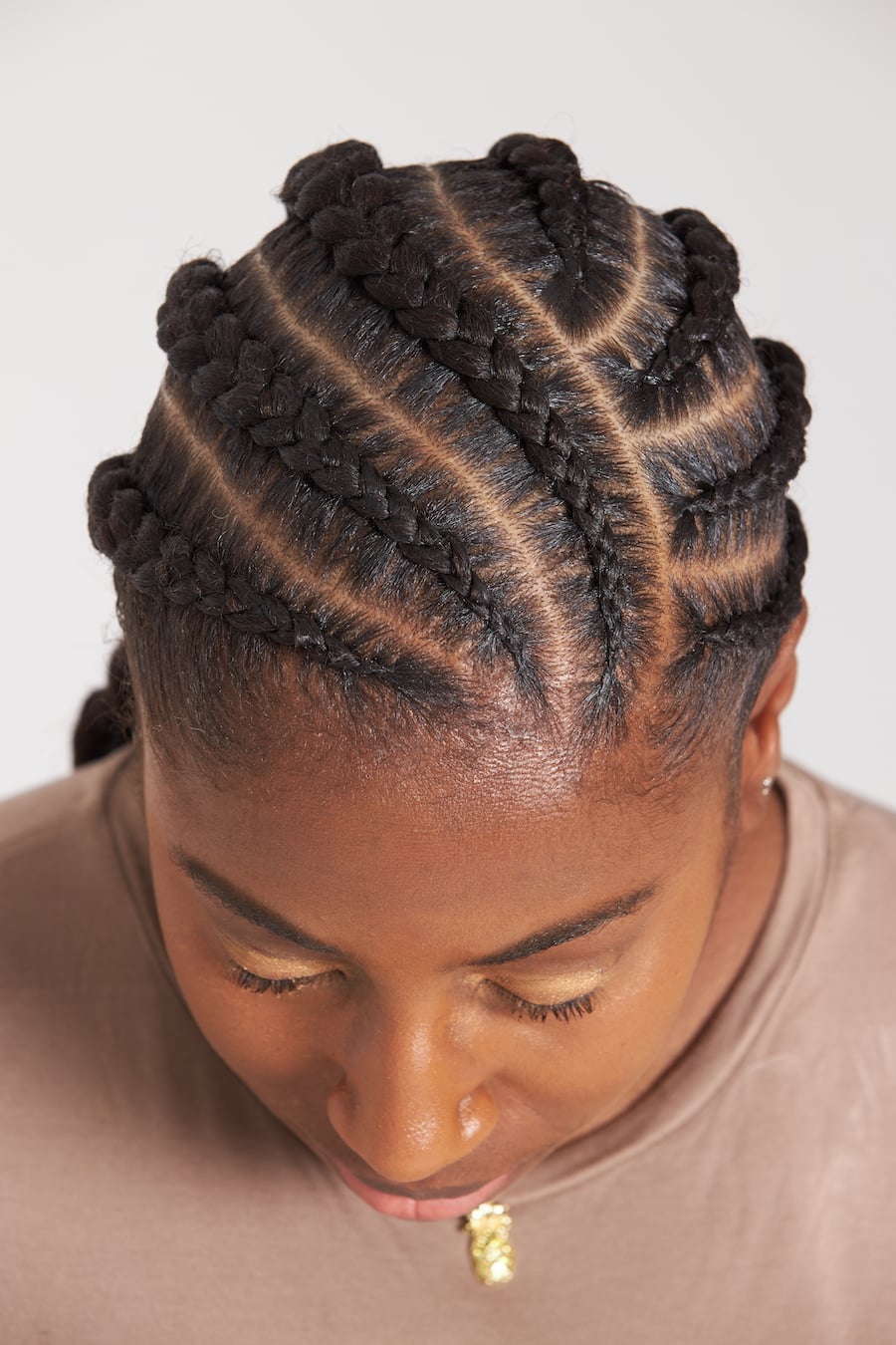 Short Cornrows Geometric Pattern Top View Short Cornrows Geometric Pattern Top View — Simple Feed in Braids