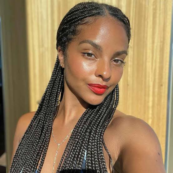 Mid-Back Feed-In Braids With Defined Baby Hairs, Black Mid-Back Feed-In Braids With Defined Baby Hairs, Black — Simple Feed in Braids Hairstyles