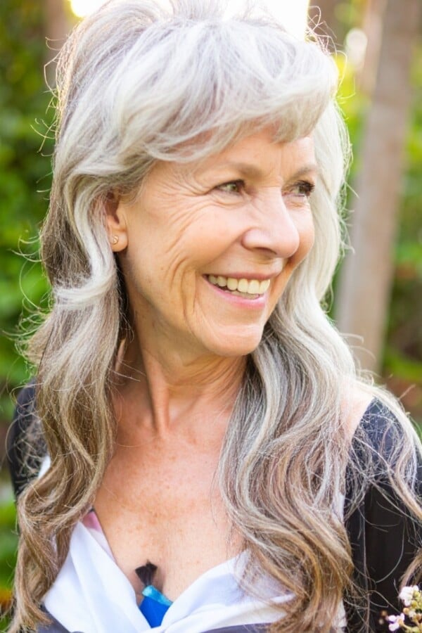 Mid-Back Shag With Ash Blonde Lowlights — Simple Gray Blending Hair