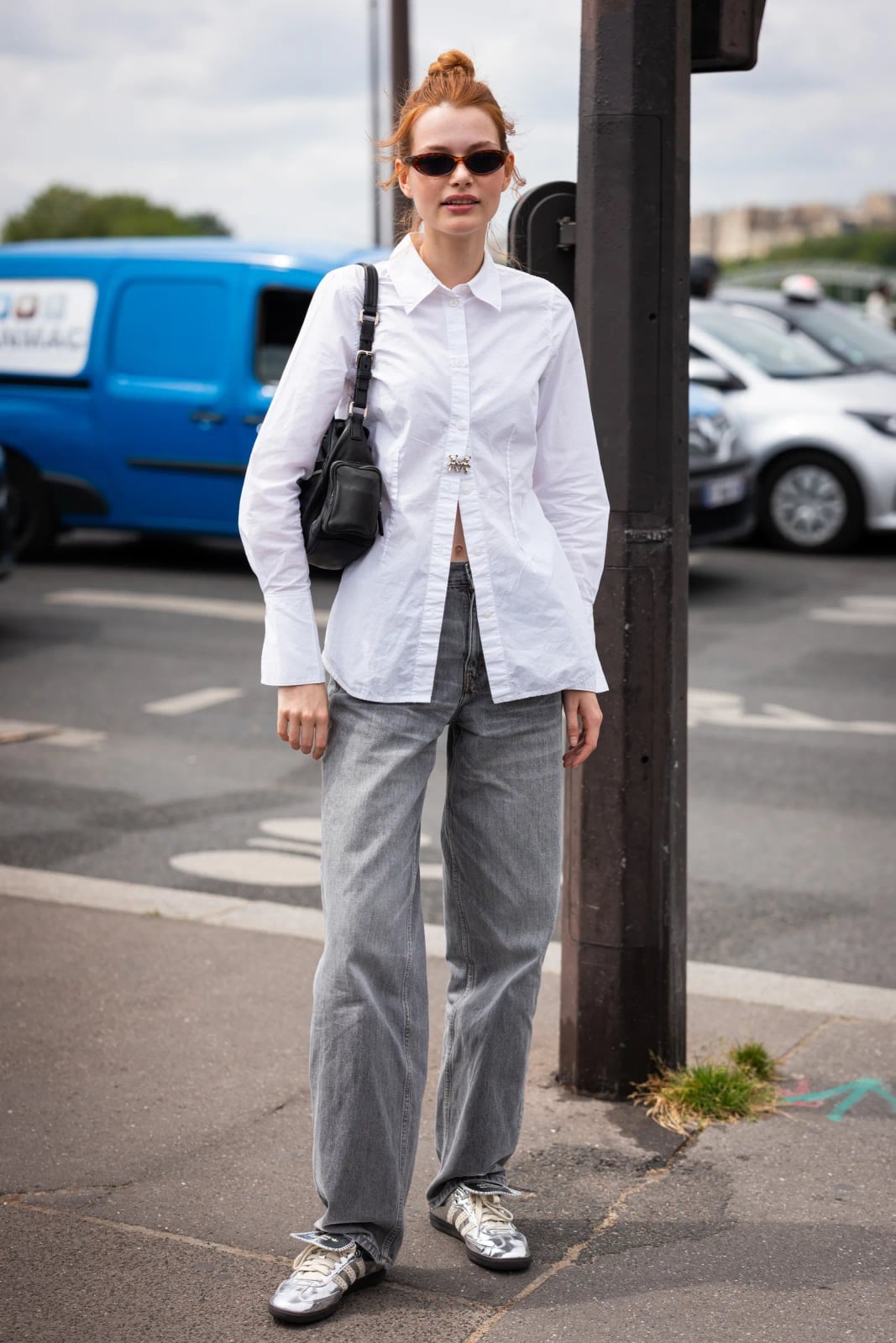 Pleated Gray Trousers With Knit Vest — Simple Gray Pants Outfits