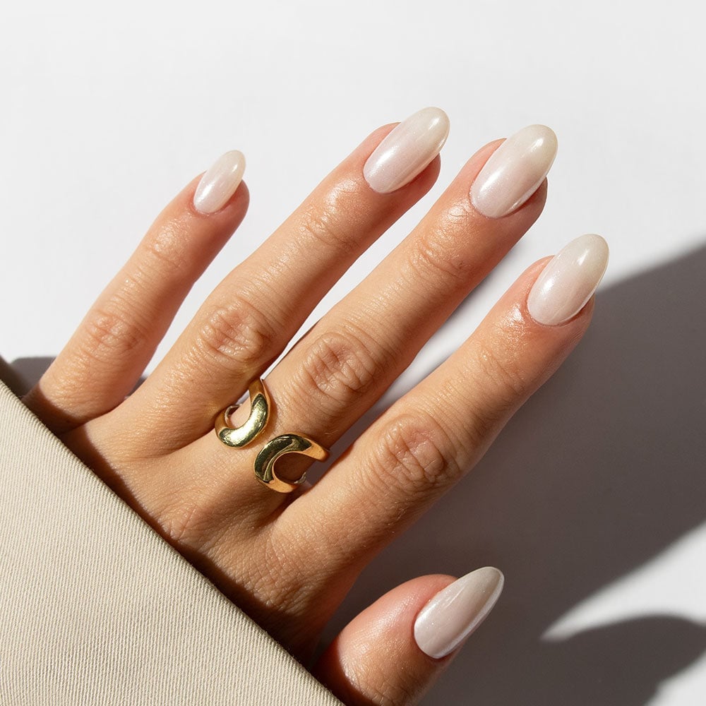 Milky Nude Glazed Donut Oval Nails Milky Nude Glazed Donut Oval Nails — Simple Hailey Bieber Nails