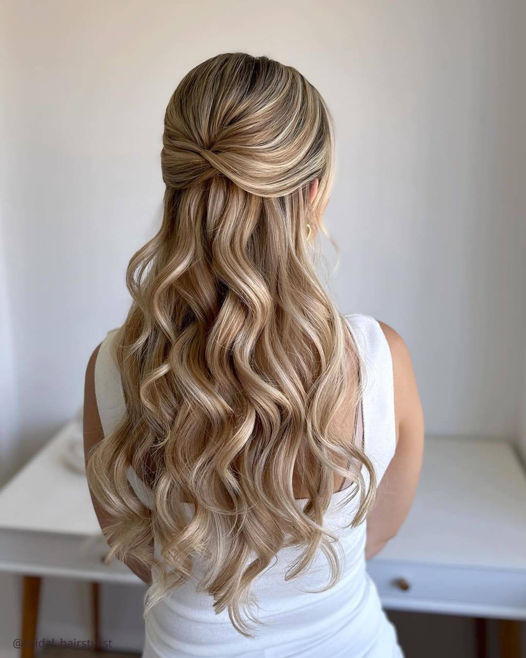 Mid-Back Half Up Twisted Knot Mid-Back Half Up Twisted Knot — Simple Hair Down Hairstyles