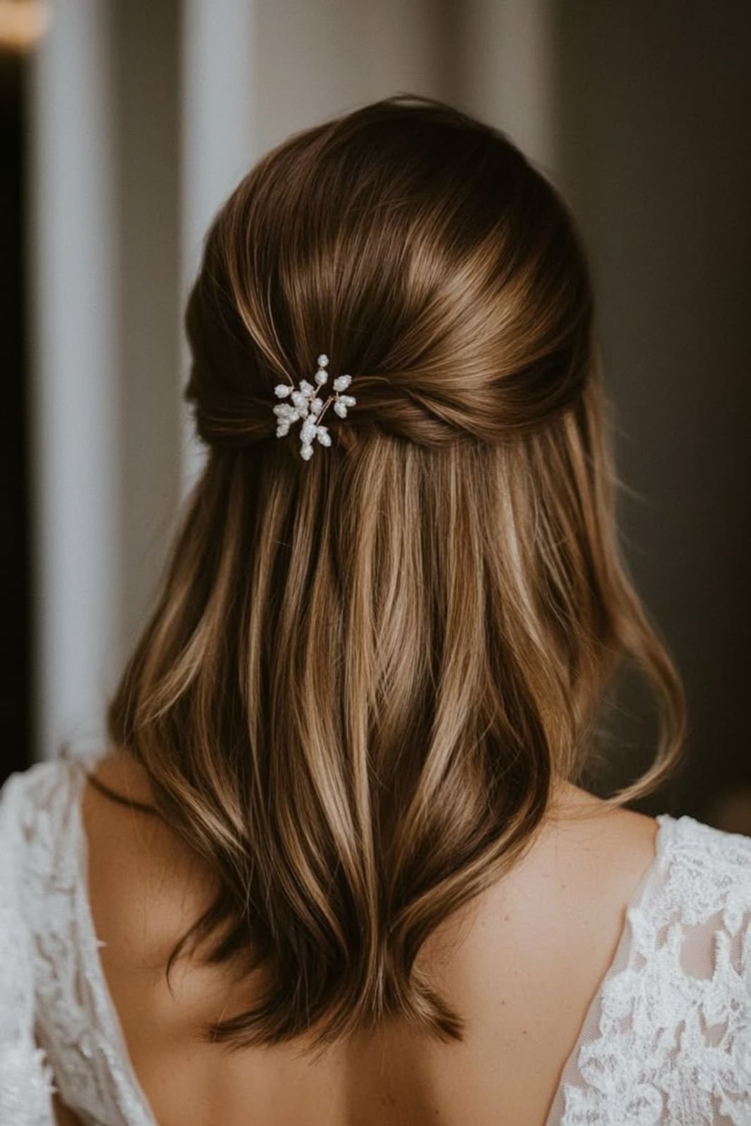 Collarbone Half Up With Decorative Clip Collarbone Half Up With Decorative Clip — Simple Hair Down Hairstyles