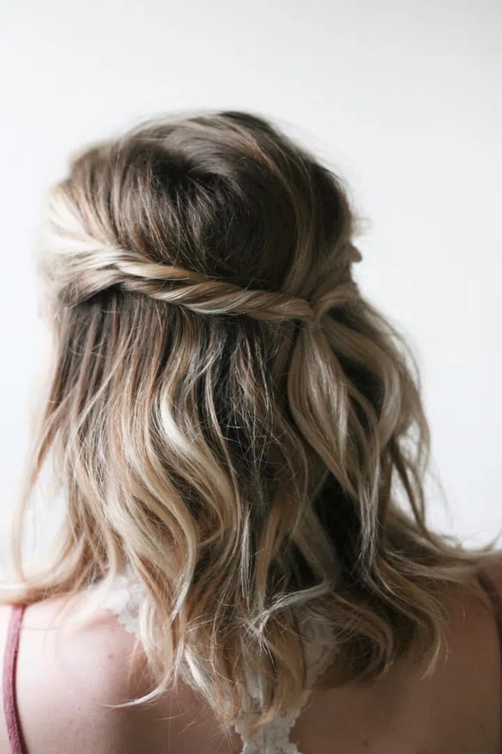 Shoulder Length Half Up Twist, Blonde With Highlights Shoulder Length Half Up Twist, Blonde With Highlights — Simple Hair Down Hairstyles