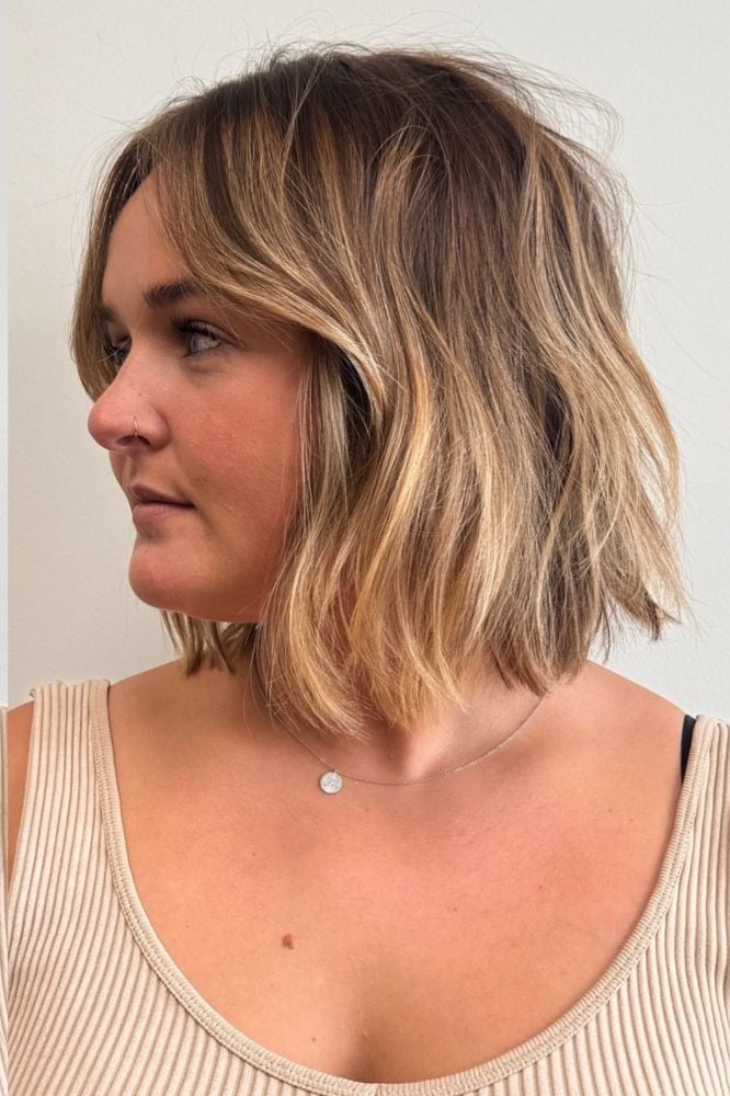 Collarbone Bob With Side Part Balayage — Simple Hair for Round Face