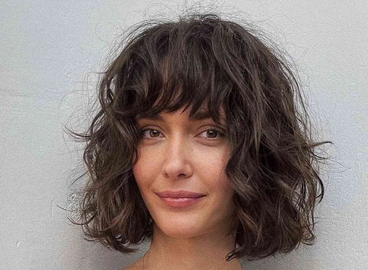 Textured Bob With Wispy Bangs — Simple Haircuts for Wavy Hair