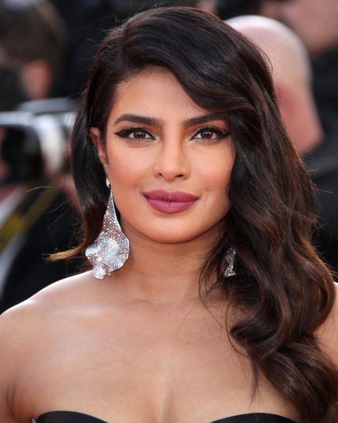 Collarbone Lob With Curtain Bangs Dark Brown — Simple Hairstyles for Round Face