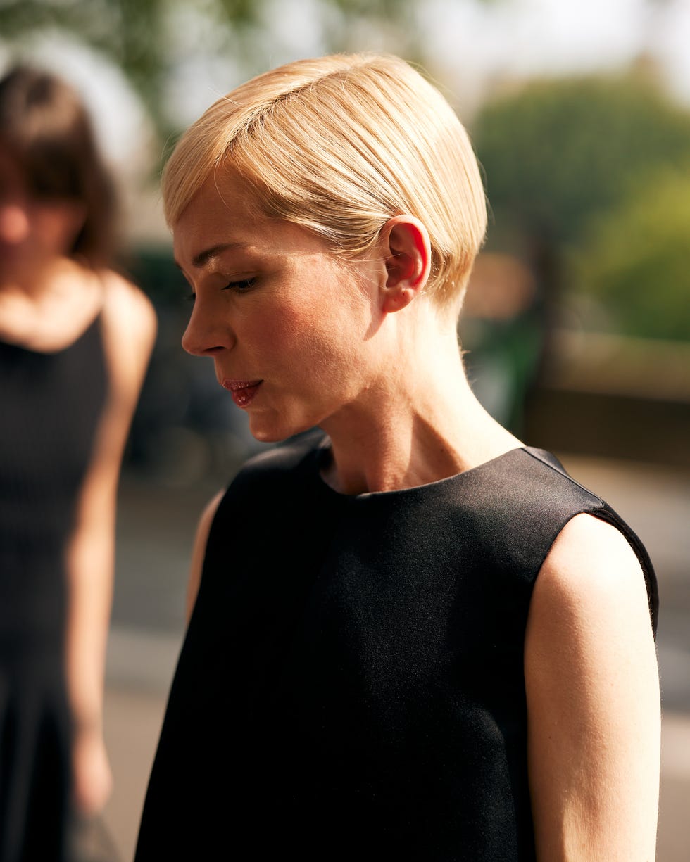 Platinum Blonde Textured Pixie Cut Platinum Blonde Textured Pixie Cut — Simple Hairstyles for Women over 50