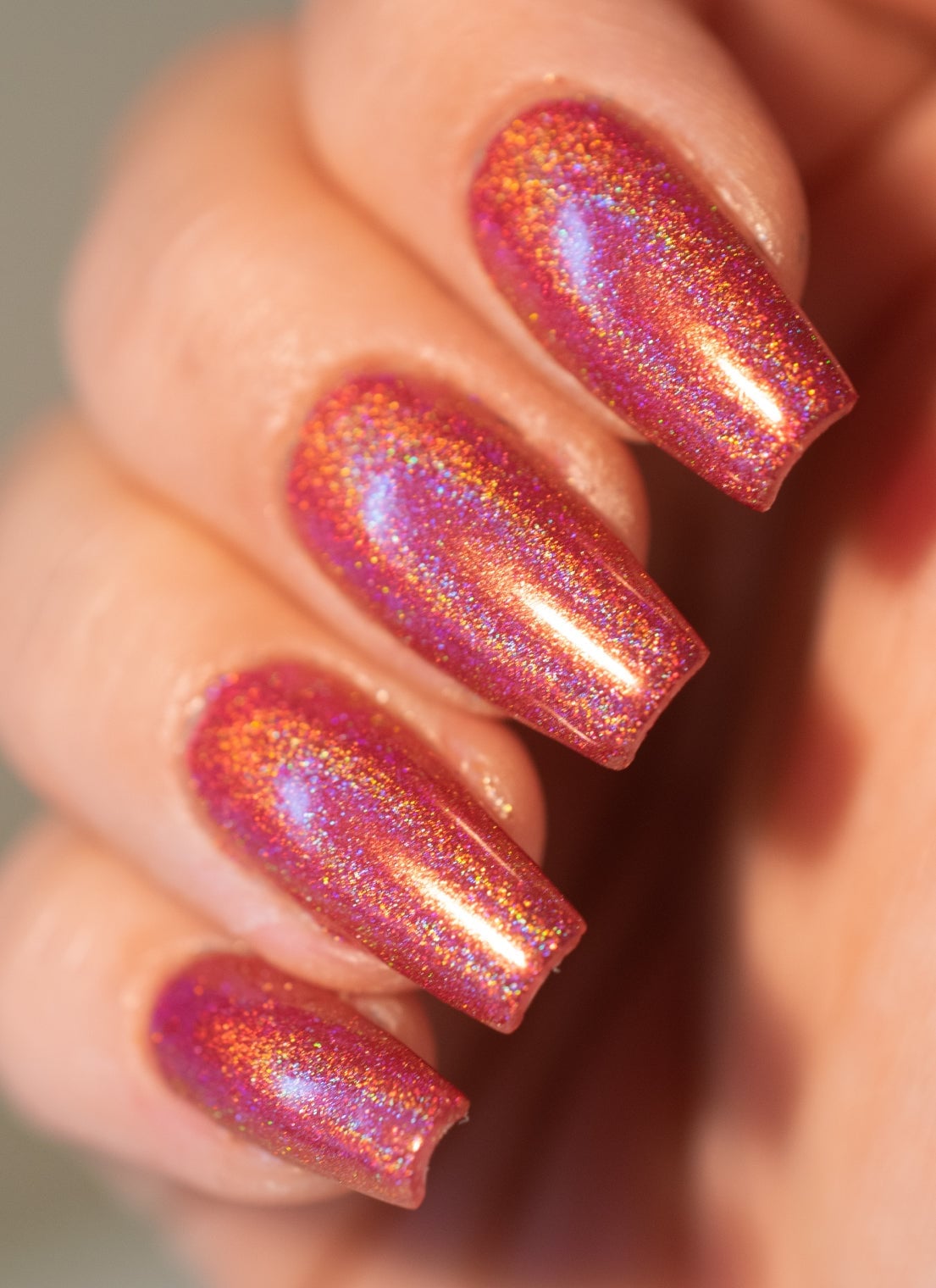 Long Coffin Bright Red Holographic Glitter Nails With Full Coverage Long Coffin Bright Red Holographic Glitter Nails With Full Coverage — Simple Holographic Nails