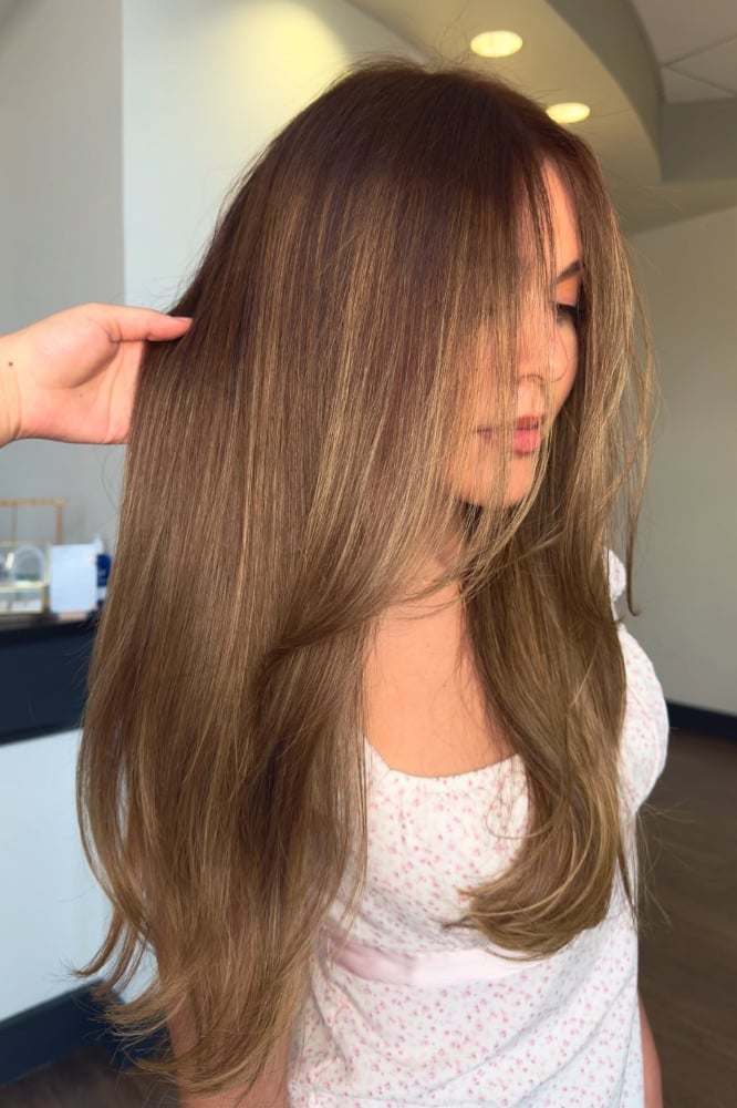 Mid-Back Honey Blonde With Curtain Bangs — Simple Honey Highlights