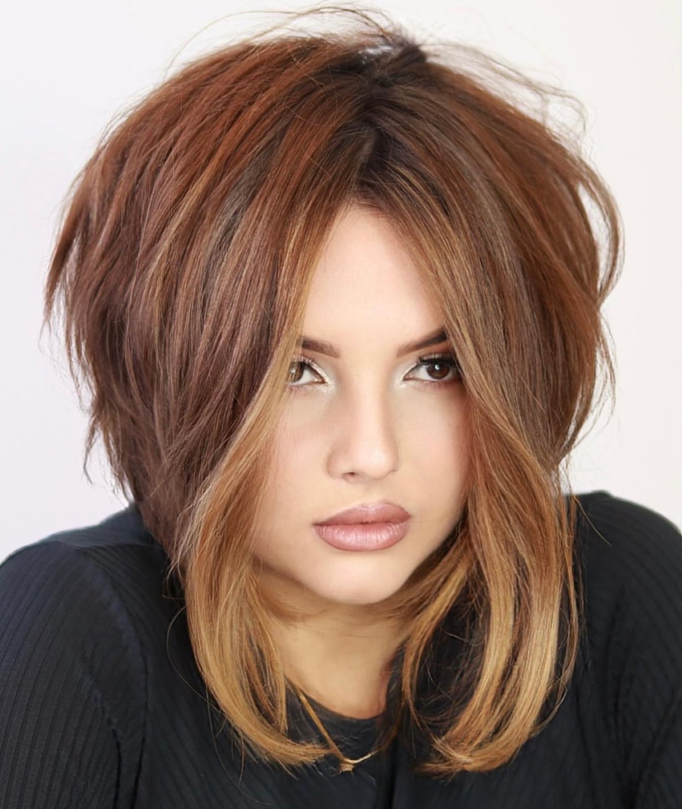 Chin Length Inverted Bob With Textured Waves — Simple Inverted Bob