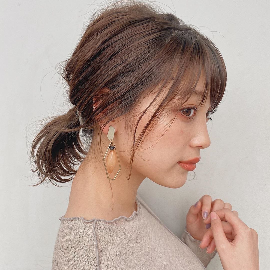 Collarbone Ponytail with Wispy Bangs — Simple Japan Hairstyles