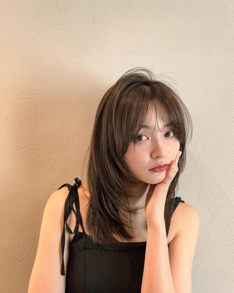 Long Layered Cut with Gentle Waves — Simple Japan Hairstyles