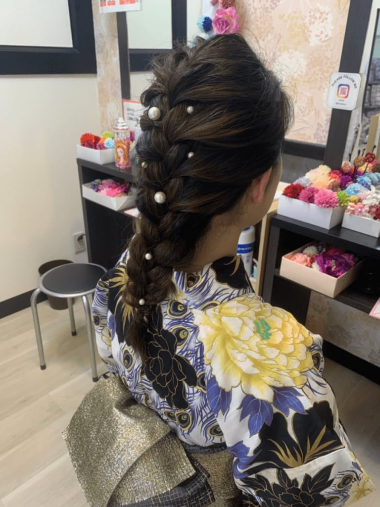 Mid-Back Fishtail Braid with Pearls — Simple Japan Hairstyles