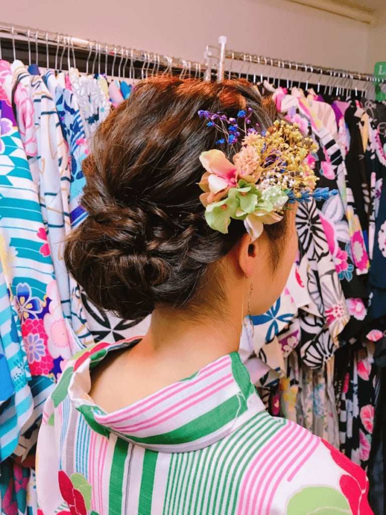 Mid-Back Updo with Floral Accessory — Simple Japan Hairstyles