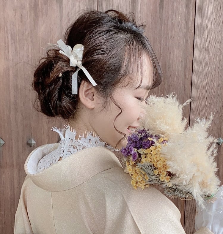 Soft Updo with Wispy Bangs and Clip — Simple Japanese Hairstyles