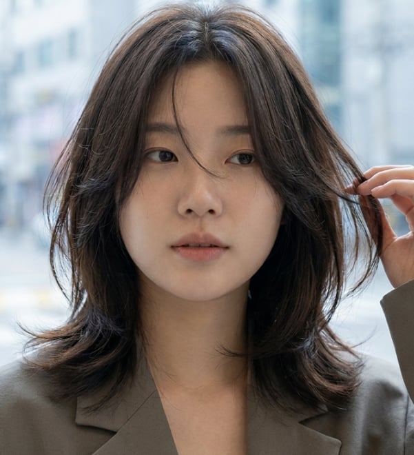 Dark Brown Layered Lob With Soft Waves Dark Brown Layered Lob With Soft Waves — Simple Korean Hair