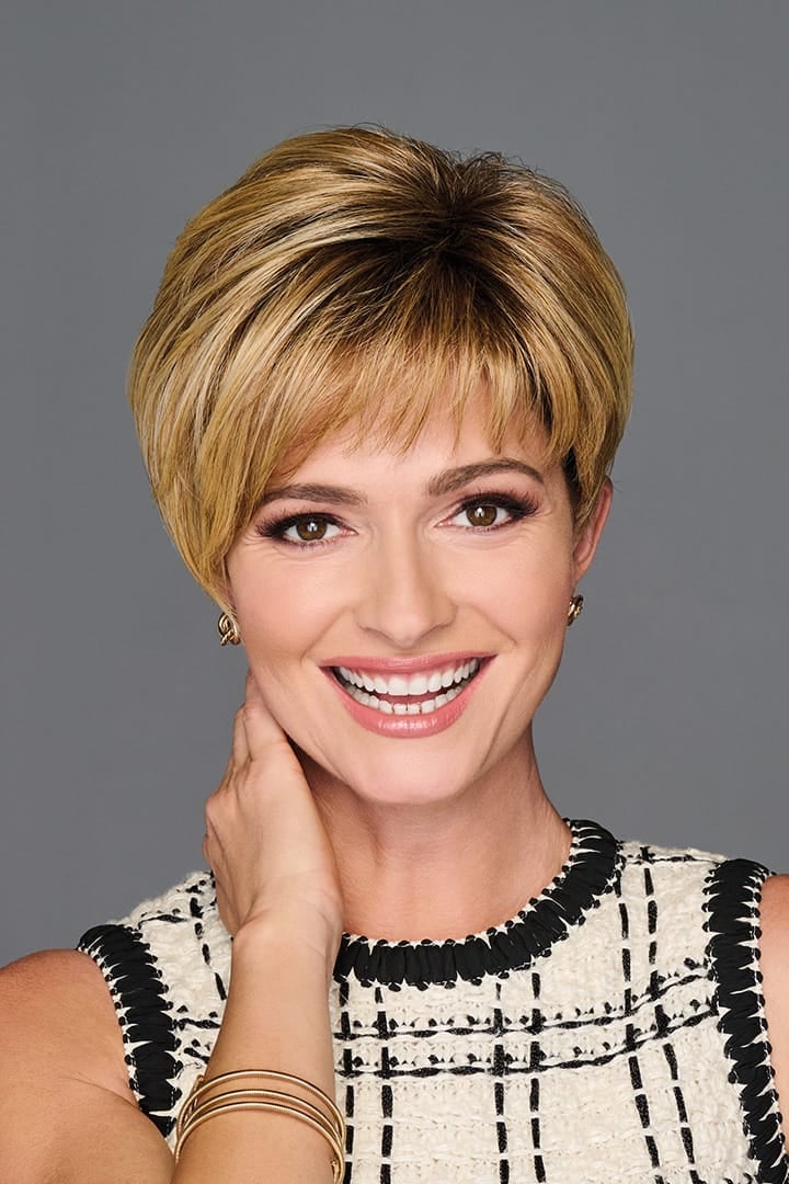 Shoulder Shag With Wispy Fringe — Simple Layers Wig