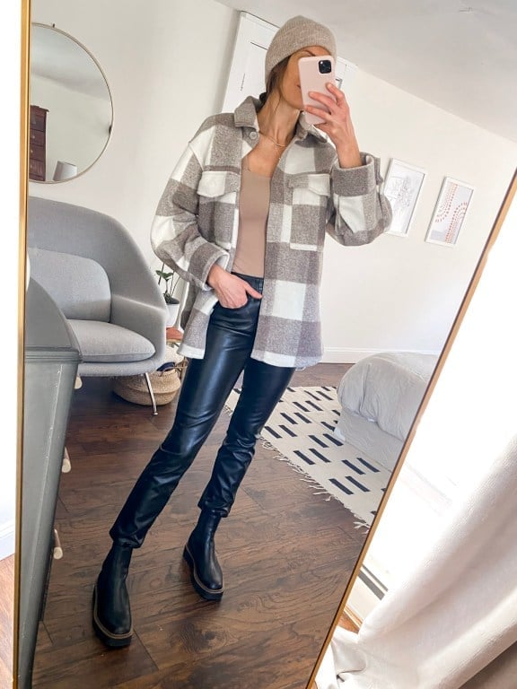 Fitted Leather Trousers With Plaid Shirt Jacket, Close-Up Take Fitted Leather Trousers With Plaid Shirt Jacket, Close-Up Take — Simple Leather Pants Outfits