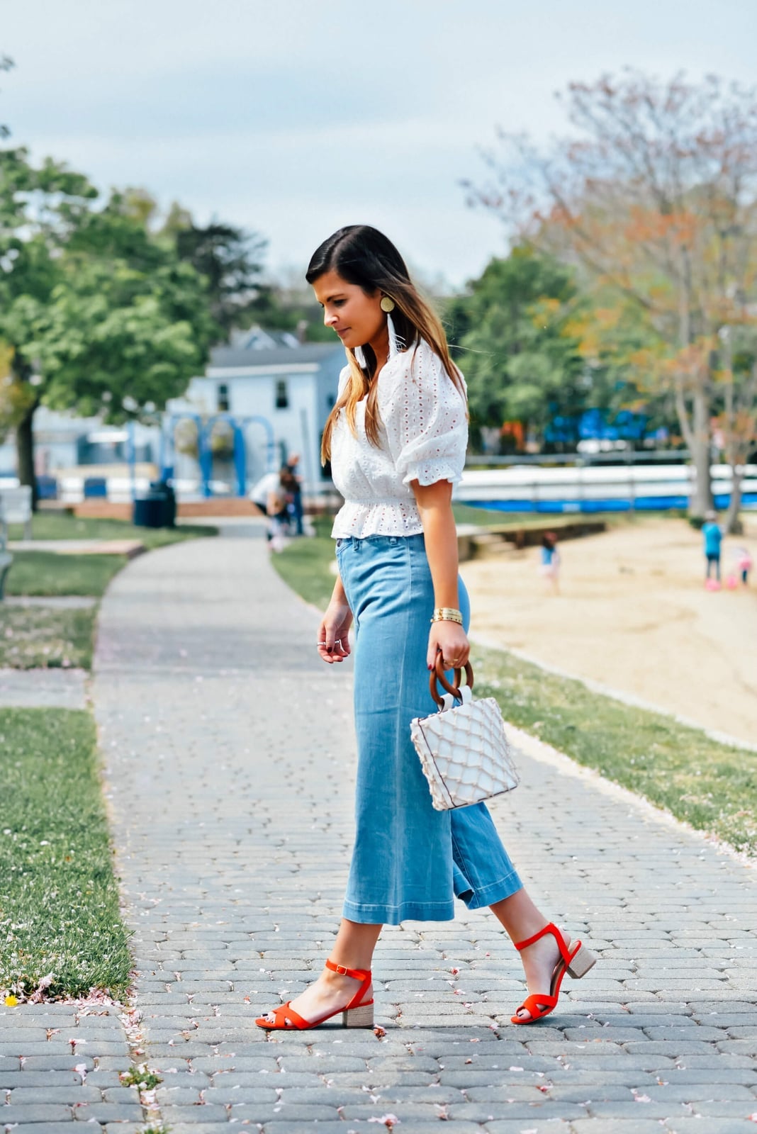 Light Blue Wide Leg Culottes With Puff Sleeve Blouse — Simple Light Blue Jeans Outfits