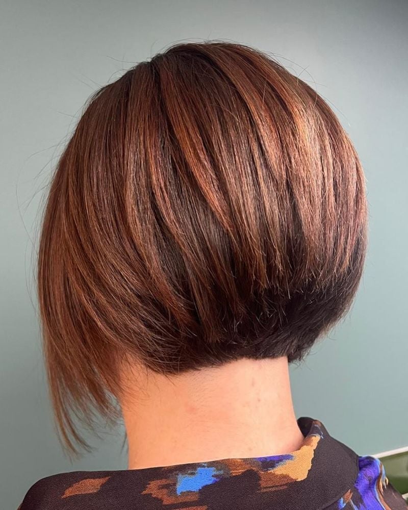 Stacked Bob With Dark Brown Red Highlights Stacked Bob With Dark Brown Red Highlights — Simple Long Bob