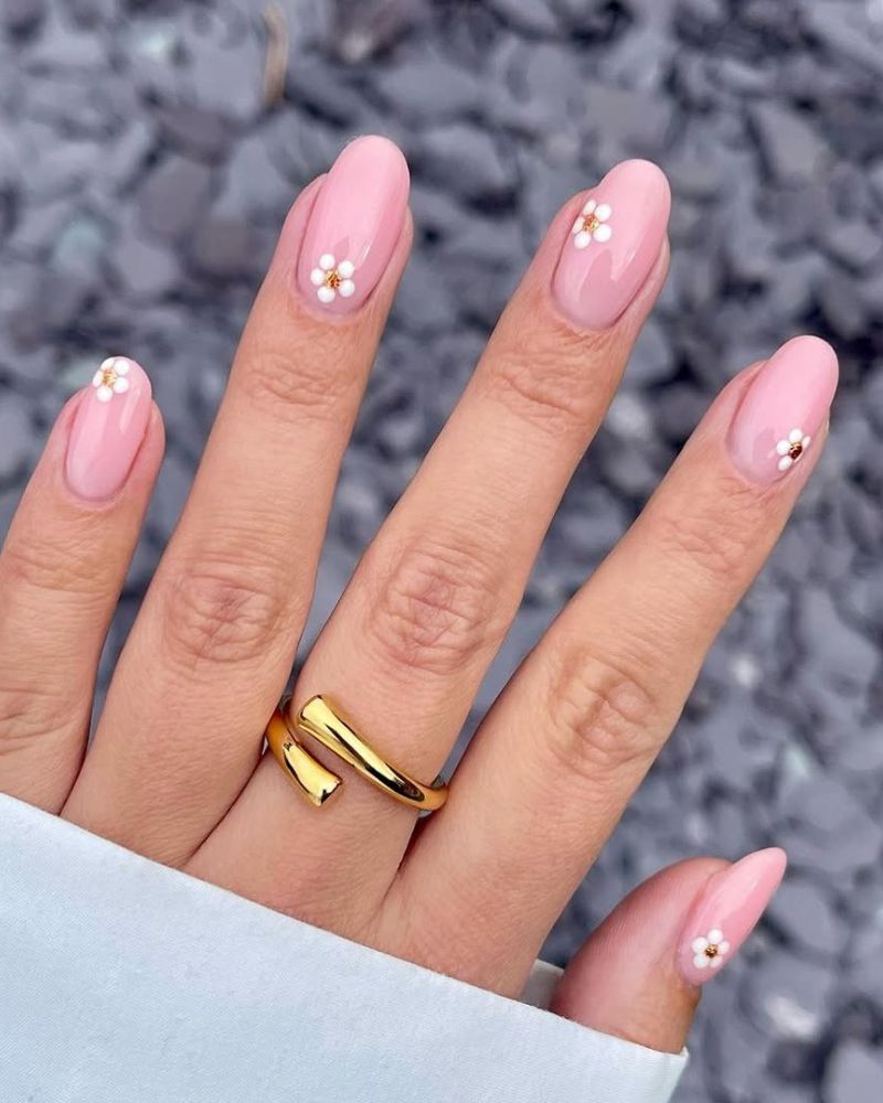 Tiny White Flower Gold Center Soft Pink Oval Nails — Simple Looks Nail