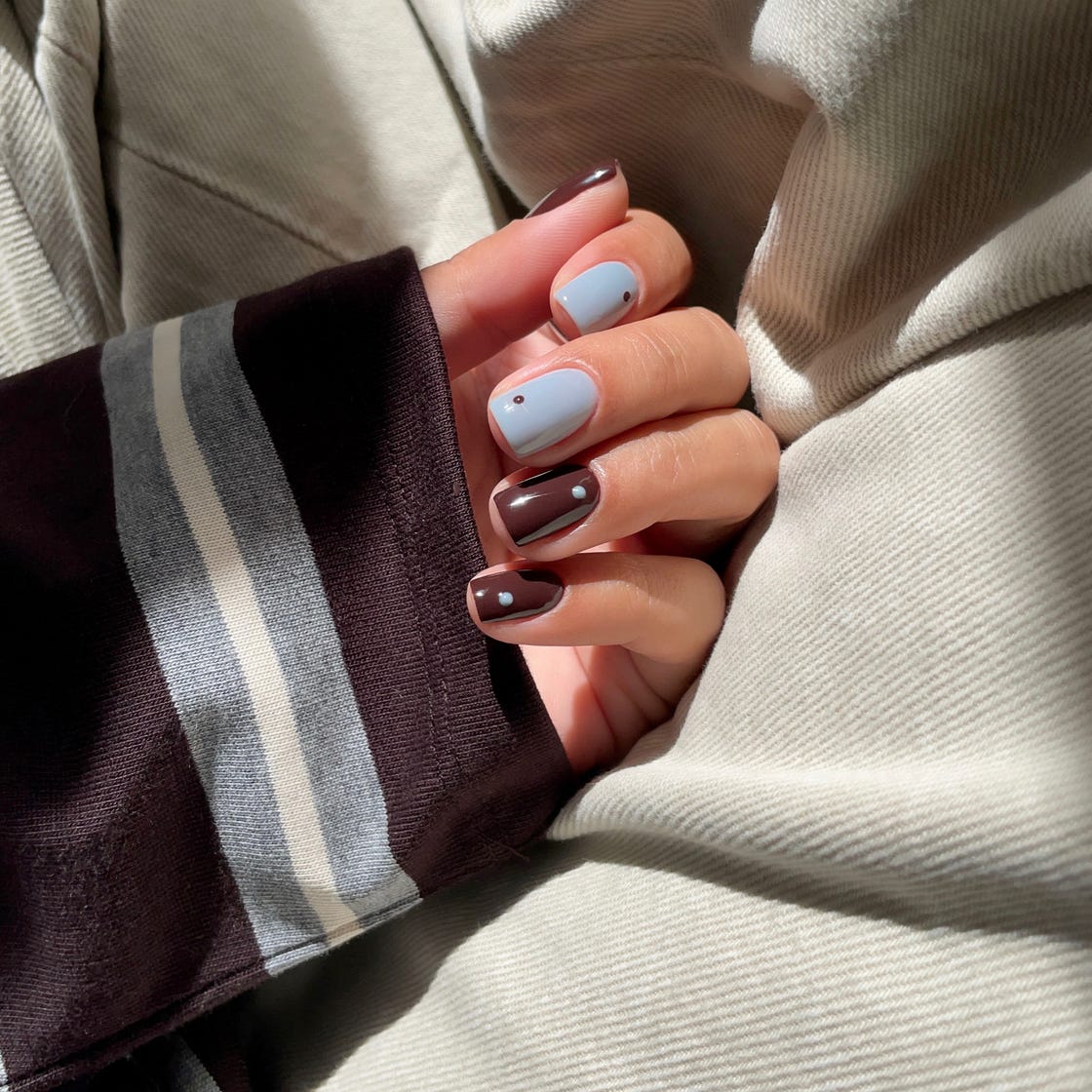 Polka Dot Light Blue Brown Short Square Nails — Simple Looks Nail
