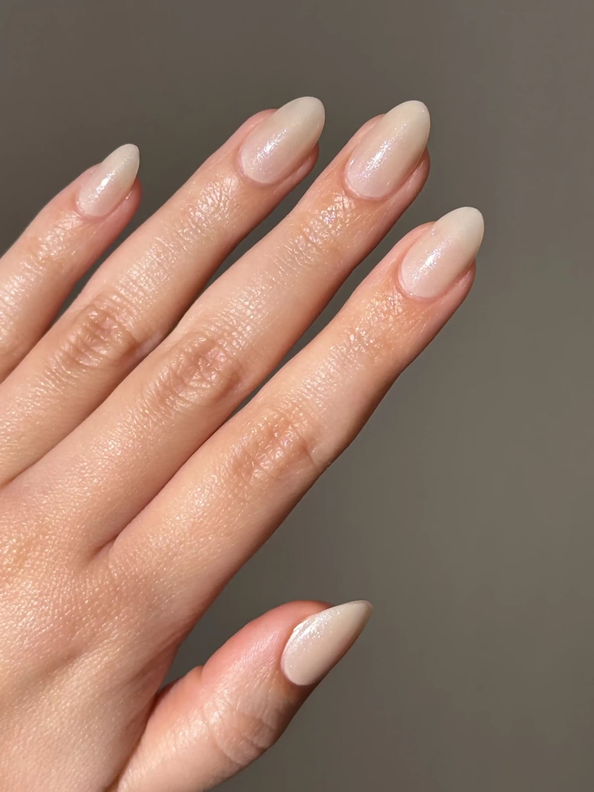 Subtle Shimmer Medium Oval Nails — Simple Looks Nail