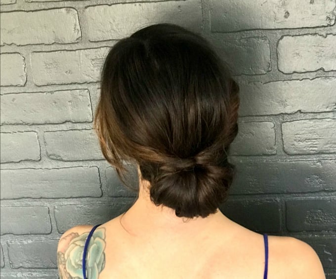 Simple Dark Brown Loose Low Bun Simple Dark Brown Loose Low Bun — Simple Loose Updo