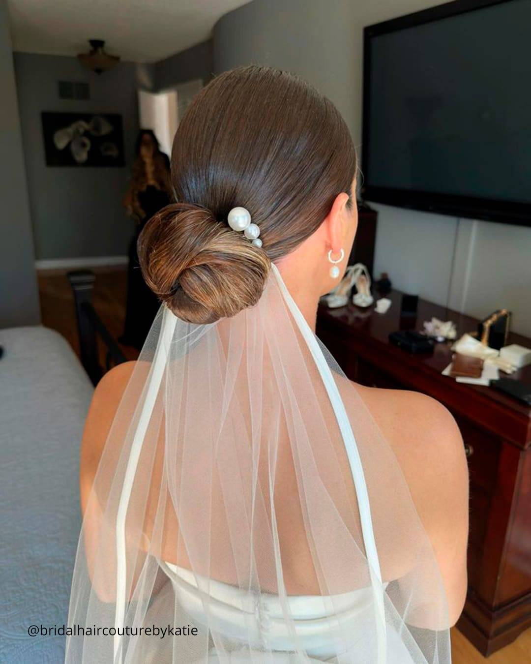Low Bun Hairstyles for Wedding Ideas 2027 Guide & FAQs