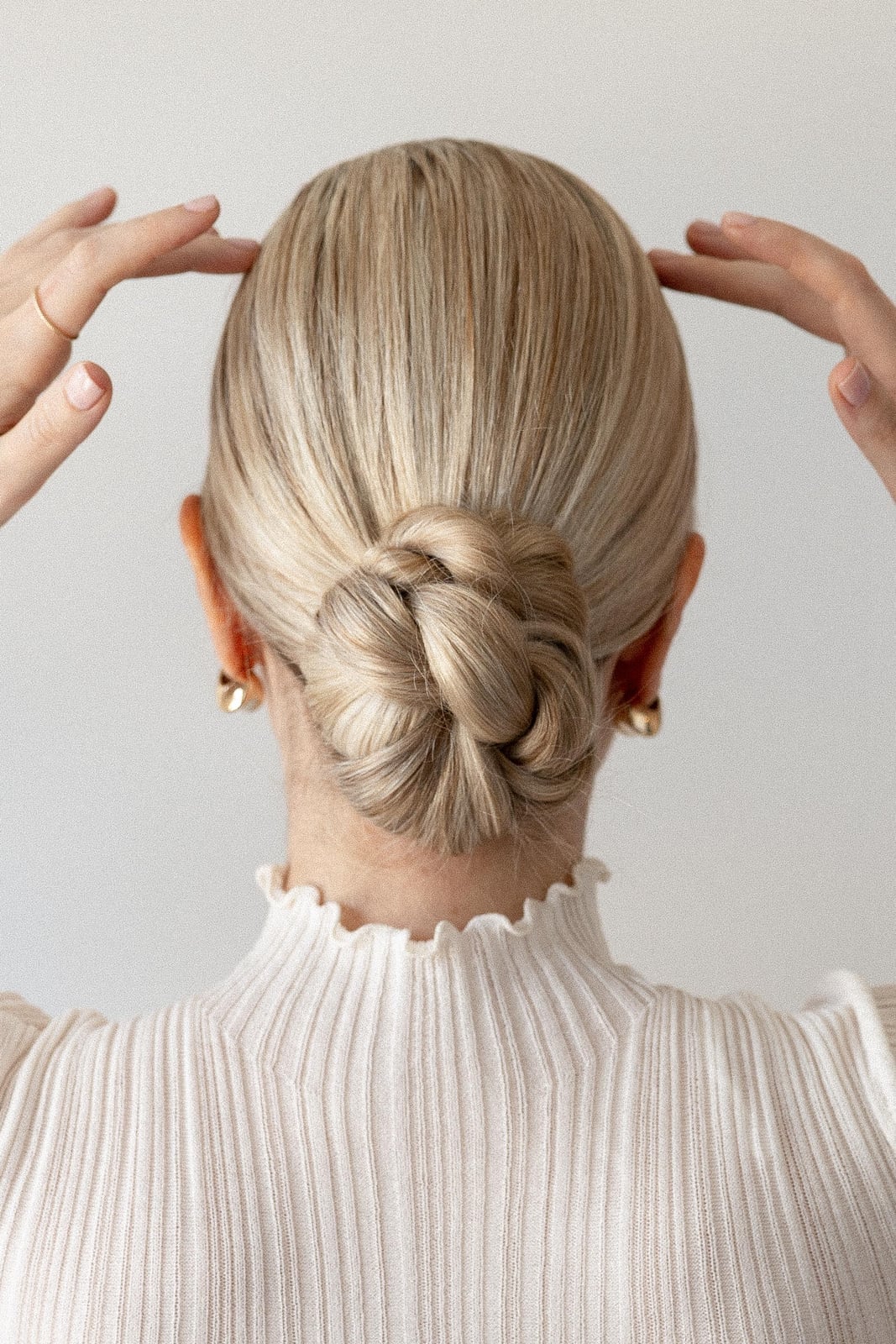 Thick Blonde Low Bun Impeccable Finish — Simple Low Bun Wedding Hair