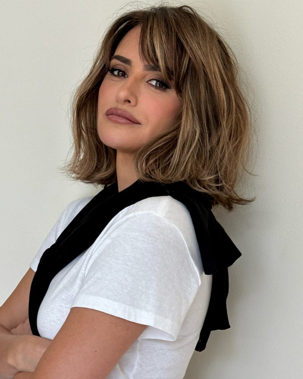 Chin Length Bob With Wispy Bangs and Honey Blonde — Simple Medium Bob