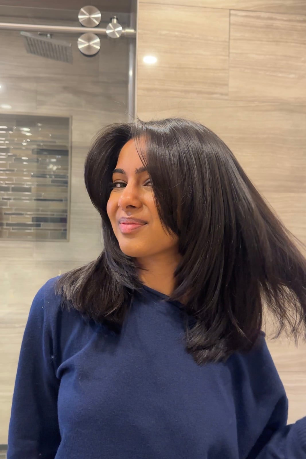 Natural Collarbone Layers Air Dried Natural Collarbone Layers Air Dried — Simple Mid Length Hair