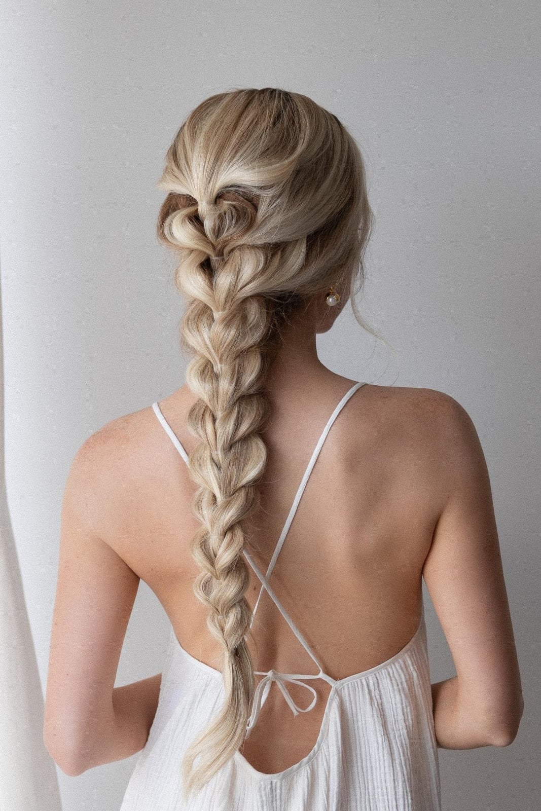 Mid-Back Ash Blonde Fishtail Braid Mid-Back Ash Blonde Fishtail Braid — Simple New Hairstyles