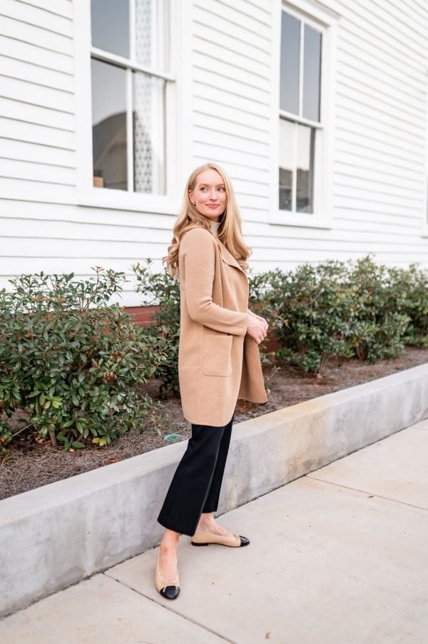 Casual business setting with toe-cap ballet flats — Simple Outfits with Flats